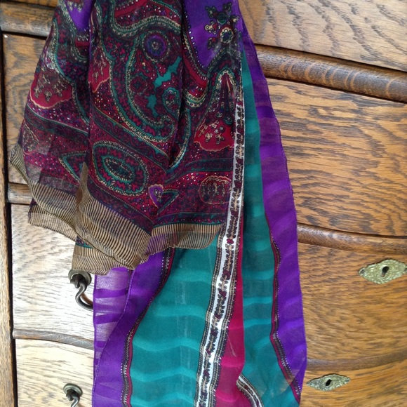 🍀  Ladies Royal Art Deco Scarf - Picture 8 of 8